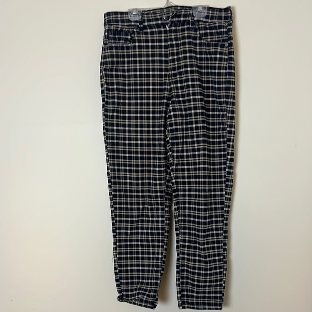 American Eagle Outfitters Black, tan & White Checkered Straight Leg Jeans 12